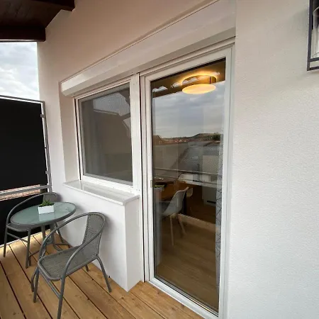 Apartments Freitag - H1 Winden am See Exterior photo